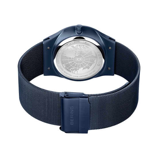 Preview: Bering Herrenuhr Solar Saphirglas Datum Blau 40mm 14440-393