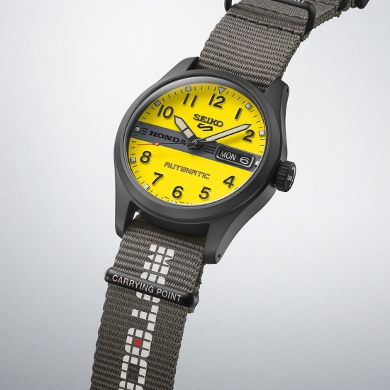 Preview: Seiko 5 Sports Field Series MOTOCOMPO Limited Edition Automatik 36mm HDB010K1