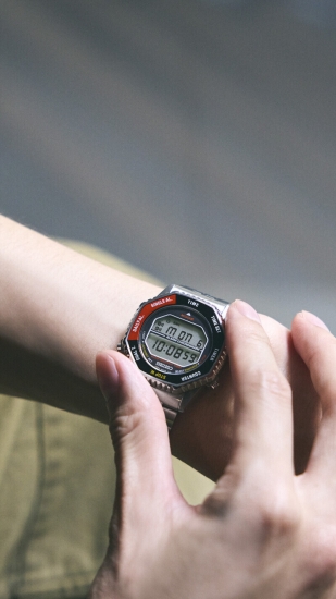 Seiko Herrenuhr "Rotocall“ Digital Alarm 10BAR Rot 37mm SMGG19P1