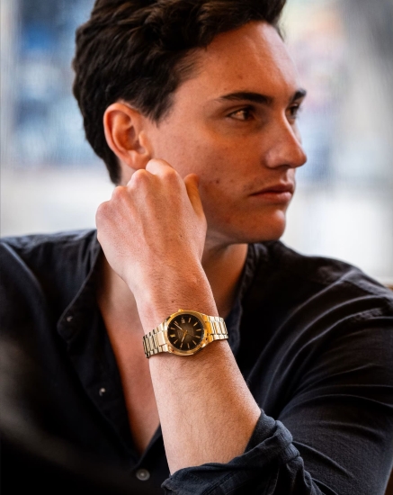 Preview: Casio Edifice Herrenuhr Automatik Saphirglas Goldfarben 38mm EFK-200DG-5AER