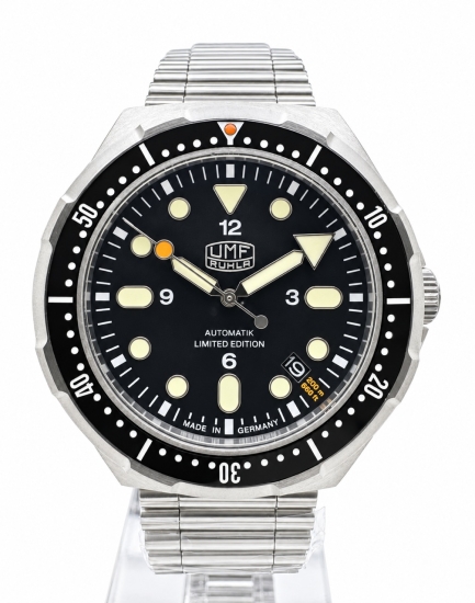 UMF Ruhla Herrenuhr Automatik Diver Saphirglas Schwarz Limited 1942M-2