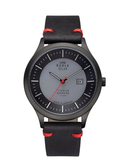 UMR Ruhla Herrenuhr Titan Solar Saphirglas Schwarz 10BAR 95952