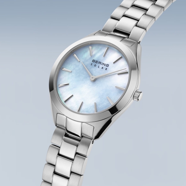 Bering Damenuhr Solar Edelstahl Saphirglas Flach 31mm 17331-707