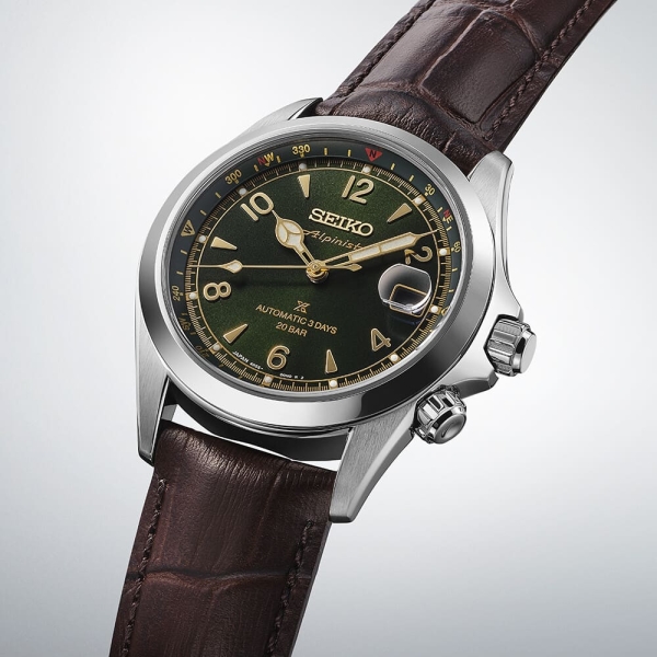Seiko Prospex LAND Alpinist Automatik Saphirglas Leder SPB507J1