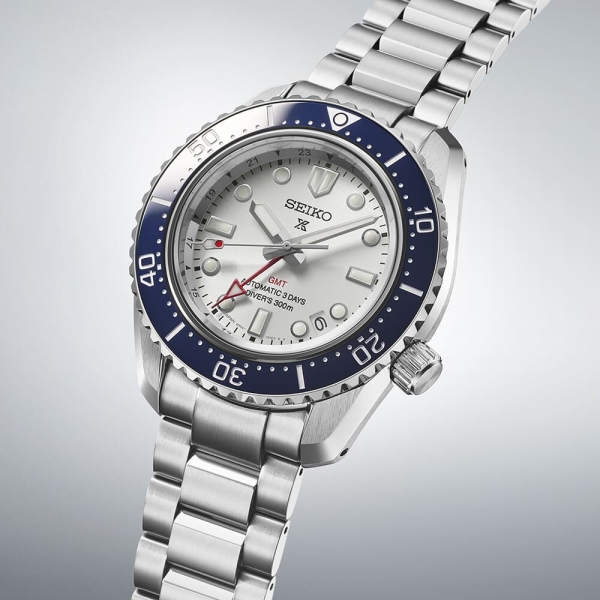 Seiko Prospex Automatik GMT Herrenuhr Taucher Saphirglas 42mm SPB519J1