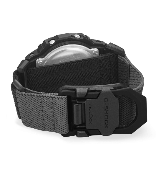 Casio G-SHOCK Herrenuhr Digital Schwarz Textilband DW-5600MNC-1ER