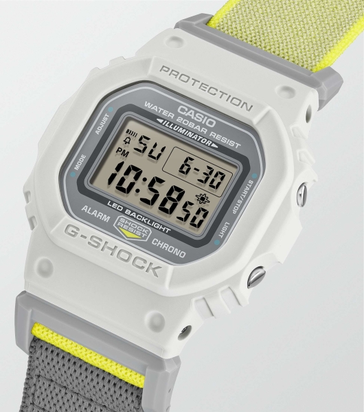 Casio G-SHOCK Herrenuhr Digital Grau Gelb Textilband DW-5600MNC-7A8ER