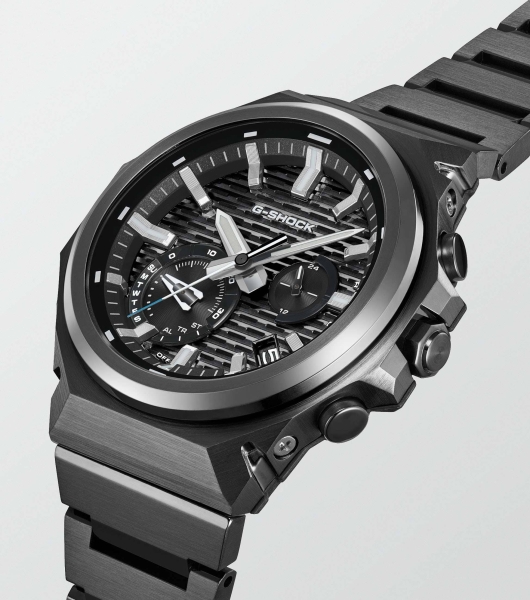 Casio G-SHOCK Herrenuhr G-STEEL Solar Bluetooth® Schwarz GST-B1000BD-1AER