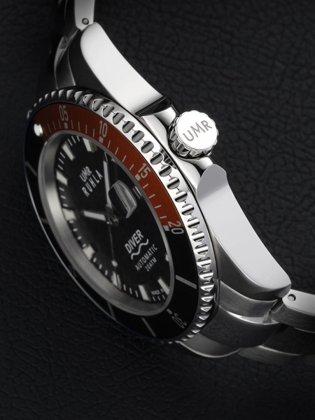 UMR Ruhla Herrenuhr Automatik Taucher Edelstahl Limited Schwarz 80842